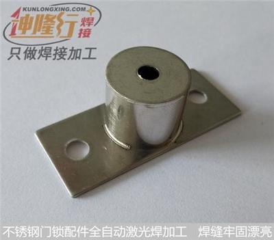 深圳石岩坤隆行焊接厂 50台激光焊接设备赋能不锈钢门锁配件精密加工